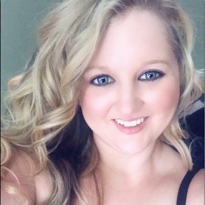 Meet your Posher, Kara